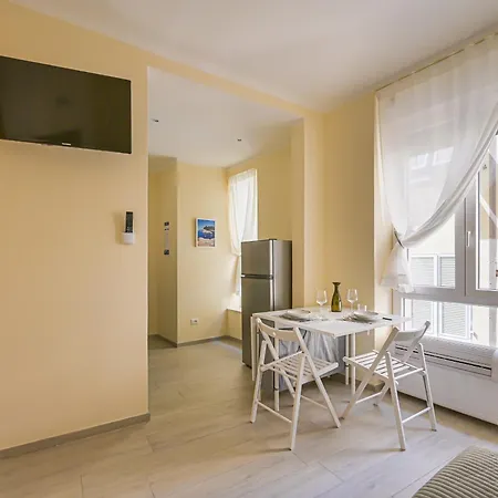 Guesthost - La Casa Del Faro -